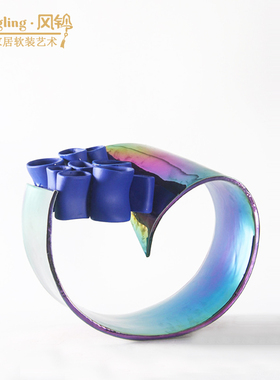 现代简约环形陶瓷花器样板间