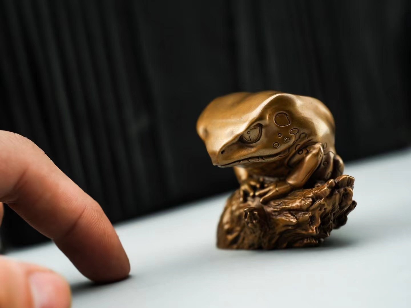 博物志原创出品 蛙星球系列巨人猴树蛙 茶宠手把件摆件潮玩蛙模型,淘宝优惠券,粉丝福利购,淘宝优惠卷