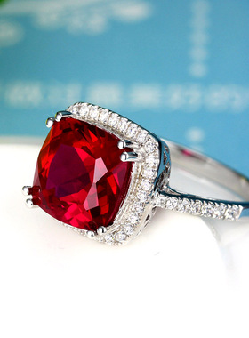 纯银镶嵌方形白金女款红宝石戒指