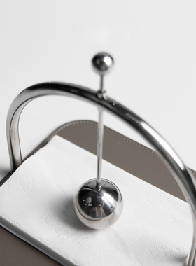 【八度空间】现代简约金属皮质纸巾架酒店客厅餐桌方巾纸收纳装饰