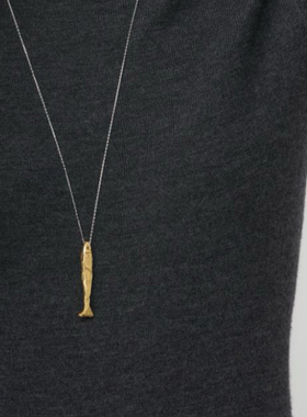 PAUSA ANN 手工雕刻自然鱼形纹路百搭秋冬毛衣链项链