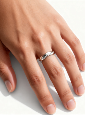 新款莫比乌斯钛钢戒指情侣对戒