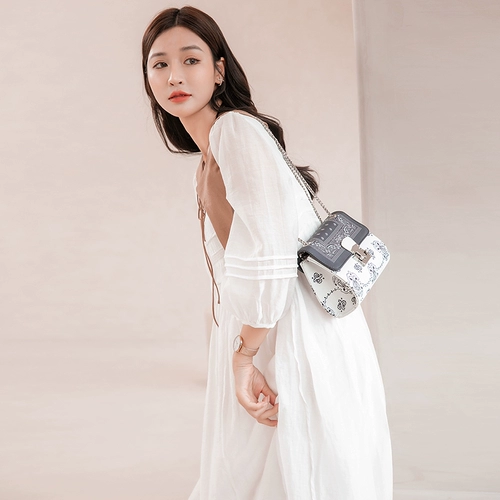 高级感包包女2023新款帆布印花小方包质感小众百搭链条单肩斜挎包