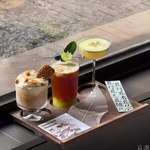 ແບບຈີນຫນຶ່ງຖົ່ວສາມເຄື່ອງດື່ມ perforated ຖາດໄມ້ແກ້ວຕັ້ງ espresso ceramic ຈອກກາເຟ latte ຈອກເຄື່ອງດື່ມ