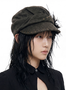 Y2K可拆卸羽毛花朵报童帽复古褶皱铆钉显脸小可调节帽檐八角帽女