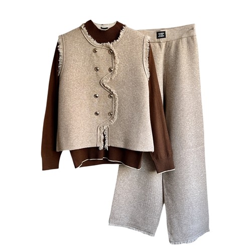 妈妈装新中式毛边马甲针织套装秋款气质小香风外穿马夹时尚三件套 - 图3