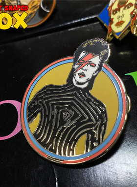 大卫鲍伊DavidBowie胸针徽章
