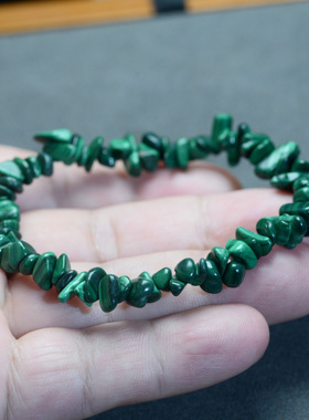 天然无忧化绿色原石孔雀石碎手串