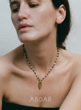 BlackNWhiteTwinBirds项链