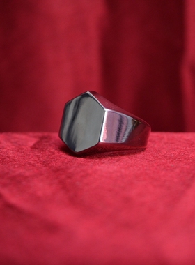 时尚风六边形镜面钛钢戒指
