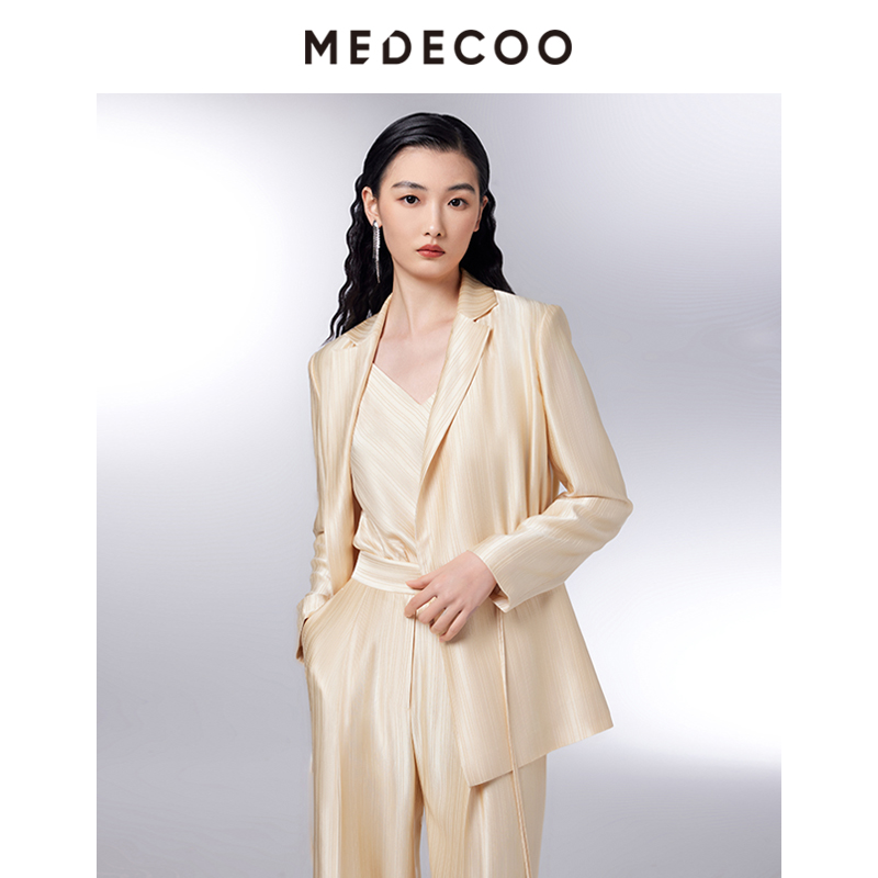 MEDECOO/墨蒂珂2024春季新款修身垂感醋纤直筒阔腿长裤女TIC80502 - 图0