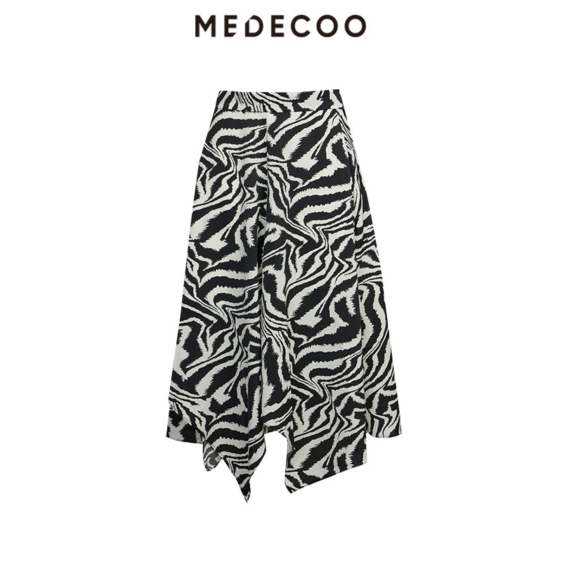 MEDECOO/墨蒂珂2024秋季新款 撞色印花不规则摆A字半身裙MID70225,淘宝优惠券,粉丝福利购,淘宝优惠卷