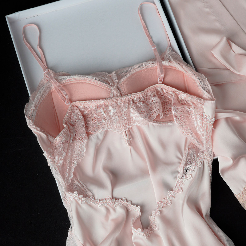 猫人冰丝睡衣女纯欲性感吊带睡裙夏季2025新款睡袍送闺蜜女友礼盒,淘宝优惠券,粉丝福利购,淘宝优惠卷