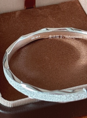 足银999.9满天星波纹实心银手镯