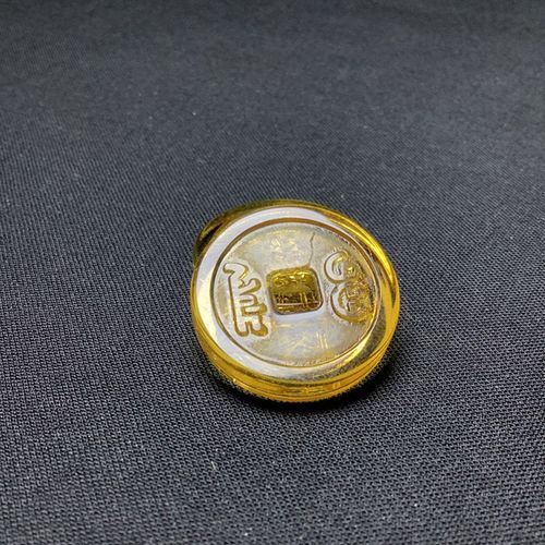 琉璃黄水晶铜钱乾隆通宝钱币摆件开运吉祥物家居工艺聚宝盆装饰品 - 图1