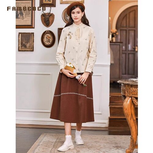 Famecoco折扣店文艺复古花朵刺绣衬衫木耳边立领衬衣FAB8BH025 - 图3