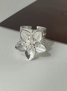 轻奢高级感花朵珍珠开口可调节戒指时尚潮流个性独特别致指环新款