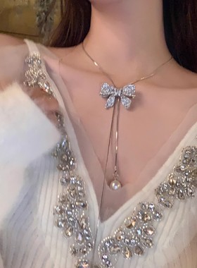 香氛美人 闪钻蝴蝶结毛衣链秋冬长款网红高级项链吊坠