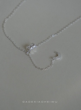 呷的小黑屋足银990小蛮腰项链设计感月牙项链百搭精致凉山彝族