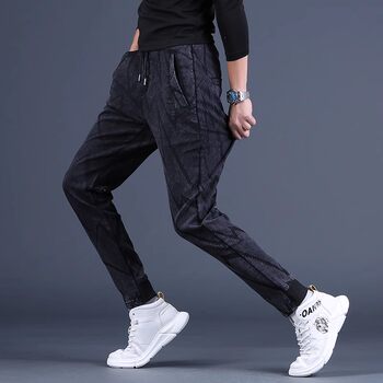 Summer 2024 ໃຫມ່ High-end Striped ຜູ້ຊາຍບາດເຈັບແລະ Pants Slim-fitting Foot Pants Jeans Elastic Pants Pants