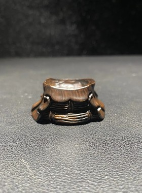 奇石人物裙摆禅意树脂底座摆件