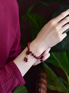 本命年天然朱砂玫瑰花手串原矿