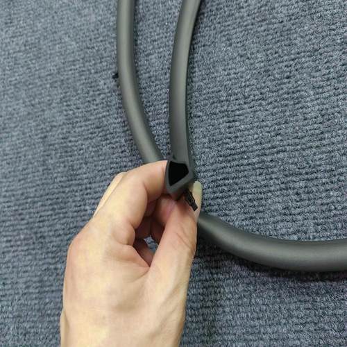 启辰T70T90D50R50D60R30M50V雨刮收集板密封胶条雨水收集盒胶条 - 图0