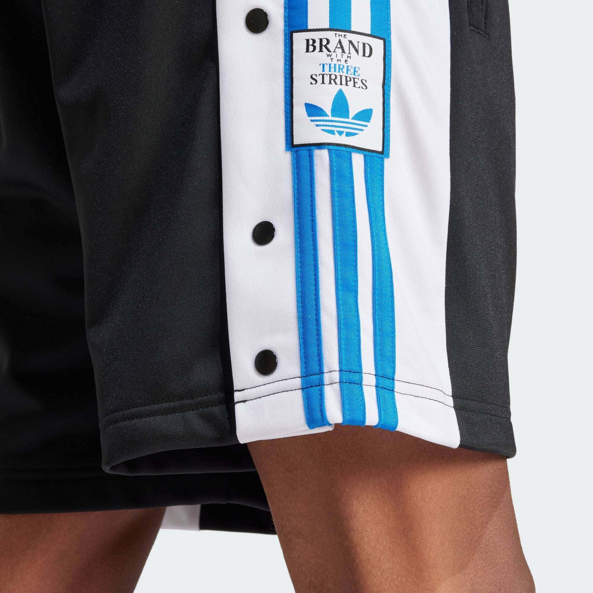 Adidas/阿迪达斯 男子三叶草复古穿搭侧开排扣运动短裤 IV5339,淘宝优惠券,粉丝福利购,淘宝优惠卷