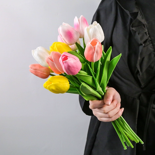 Слишком очень нравится!Высоко -громкий тюльпан поддельный цветочный моделирование цветочный букет гостиная сухой цветочный дисплей дома цветочные маленькие украшения