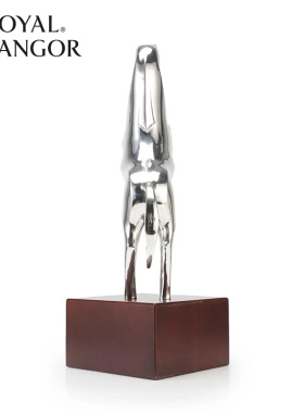 皇家雪兰莪雕塑马雕像