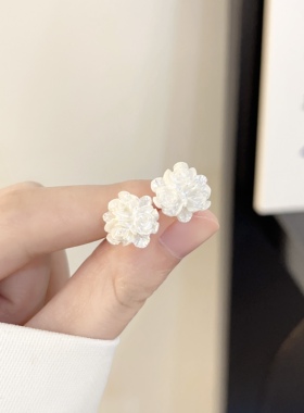 白色花朵耳环女春夏新款耳钉
