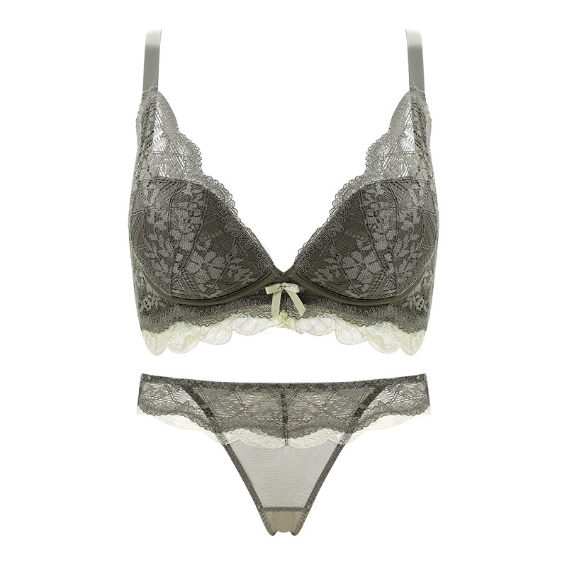 收副乳上托无钢圈调整型性感 多情猫文胸