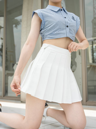 Xiangmeimei short pleated skirt with pockets