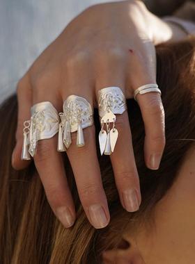 声东集西 贵州苗族手工新中式穗波浪花形吊穗戒指女