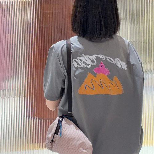 素然26新款女夏季宽松吸湿速干涂鸦印花圆领上衣短袖T恤A0261TS32 - 图3