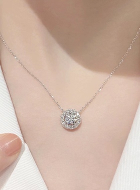 轻奢梦幻超闪一颗钻项链