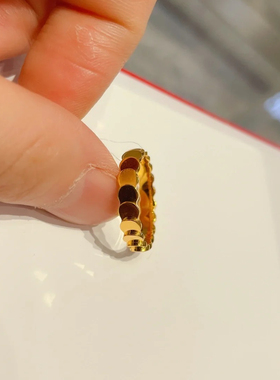如金子般耀眼蕾丝边边戒指食指戒