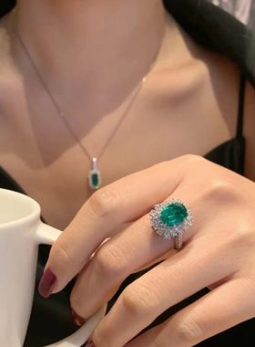 显白轻奢祖母绿戒指高级感