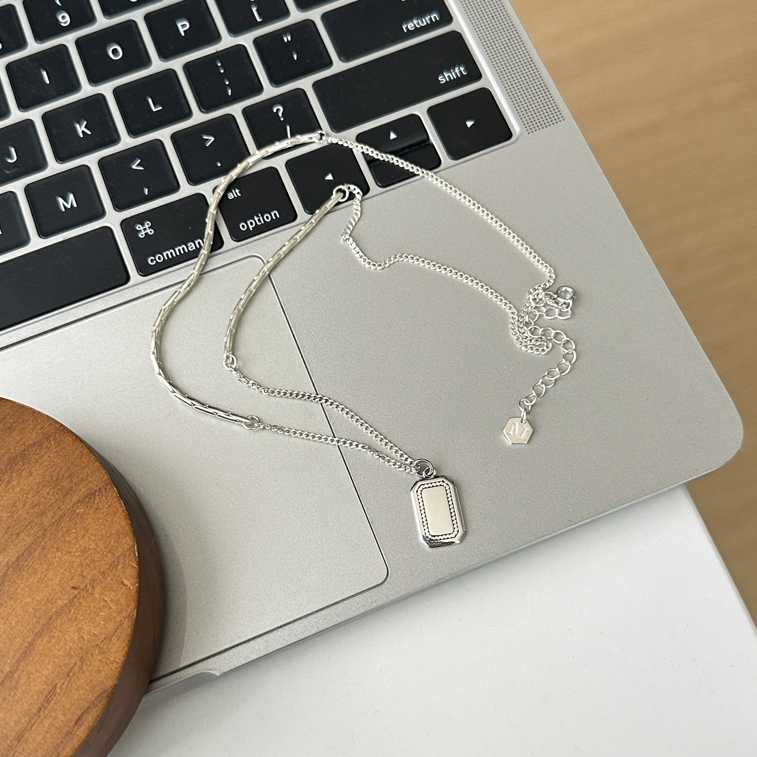 MISS JOJOins风时尚简约百搭气质女几何方牌龙骨纯银项链 - 图1