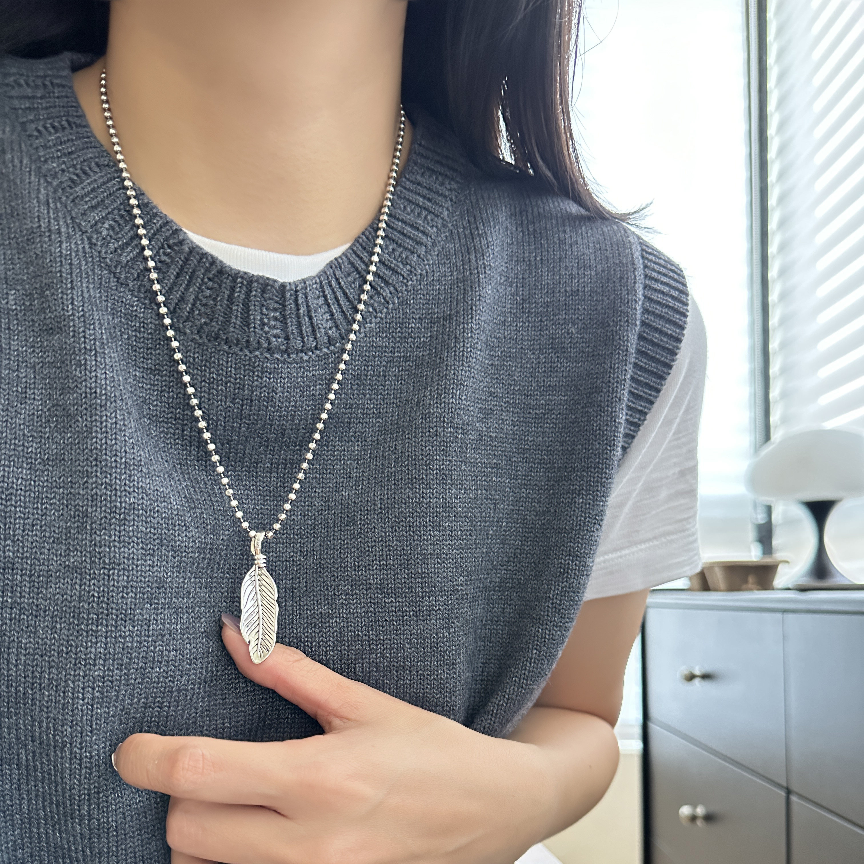 MISSJOJO 韩国ins风时尚简约百搭气质女S925纯银羽毛吊坠 3682,淘宝优惠券,粉丝福利购,淘宝优惠卷