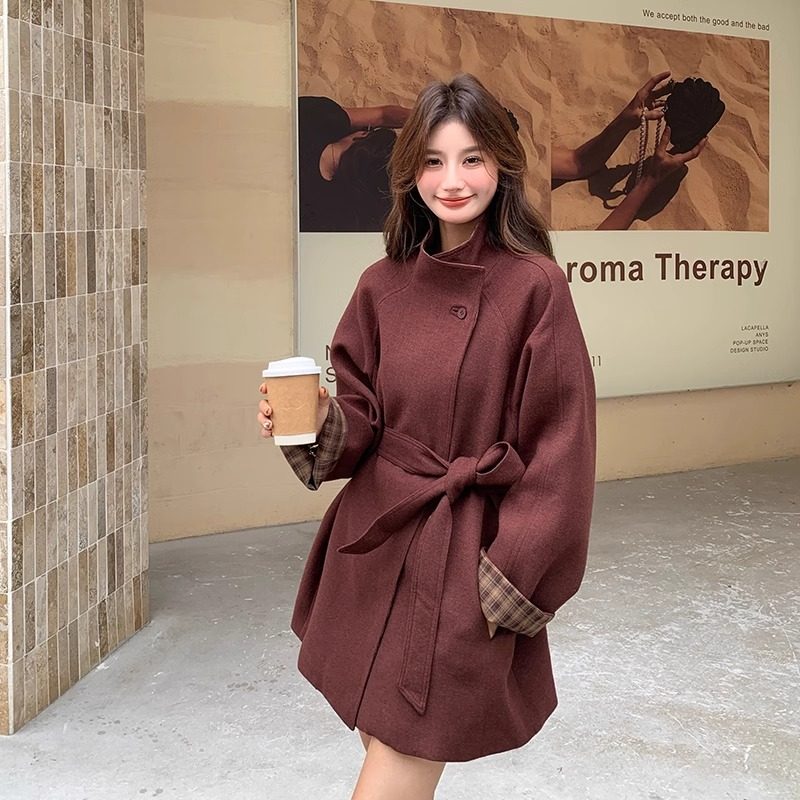 格纹翻领毛呢风衣外套女春秋2025年韩系收腰高级感撞色小个子大衣,淘宝优惠券,粉丝福利购,淘宝优惠卷