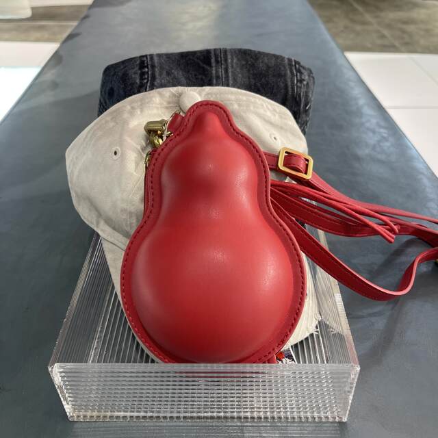 China Li-Ning 25th Spring Rijin Doujin New Crossbody Bag Trendy and Convenient Gourd Bag ABDV043