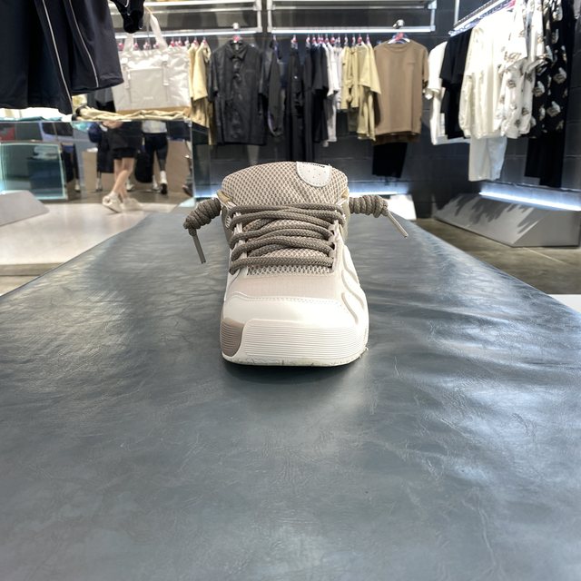 China Li Ning 25 new Tianjiao sports and casual shoes for men and women are comfortable and wear-resistant and heighten bread shoes AEPV049