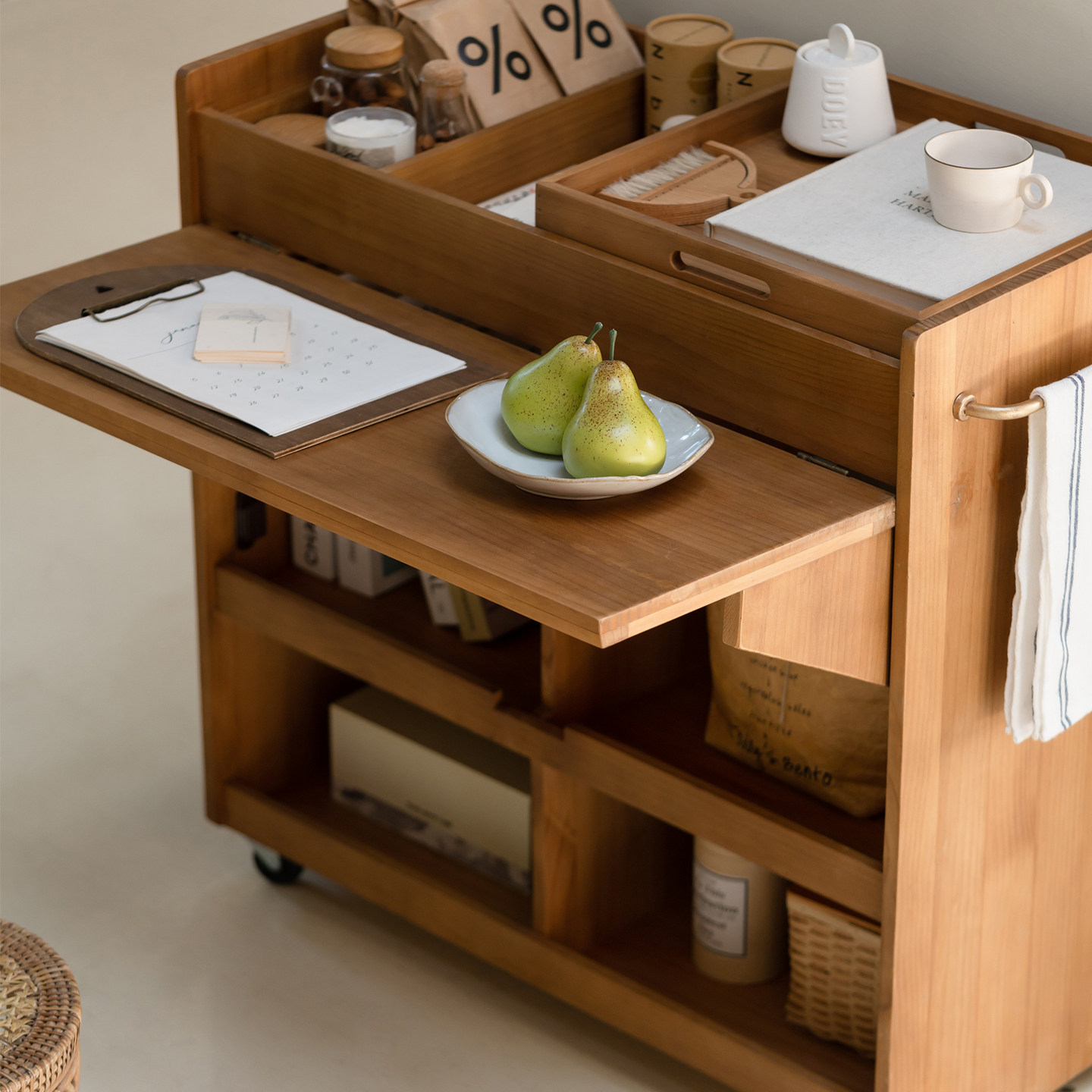 onlythis原木风可移动边几多功能实木推车茶几矮桌工作台收纳柜,淘宝优惠券,粉丝福利购,淘宝优惠卷