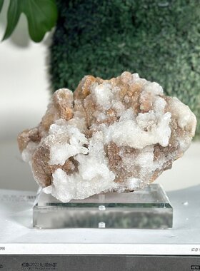 桌面茶色水晶矿石美陈摆件