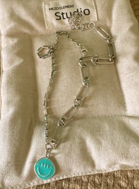 韩国东大门925纯银笑脸牌牌不对称短款叠戴小众项链