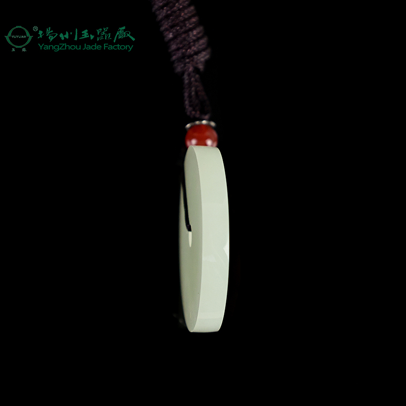 玉缘和田玉青海白玉晴水色怀古平安扣吊坠玉质细腻35mm男士佩戴 - 图1