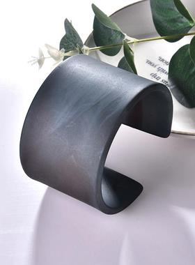 新款流行minimalist exaggeration 宽边花纹女brlet 手饰brlet 镯