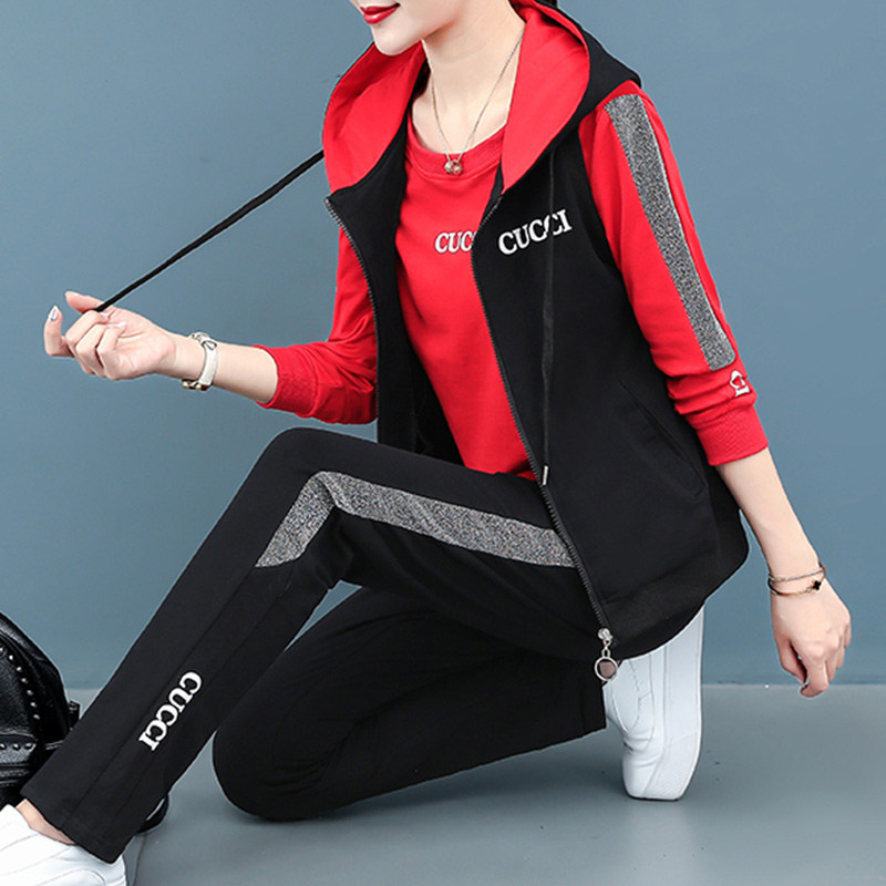 中老年女装2020秋装新款洋气运动服 宁蔓中老年女装