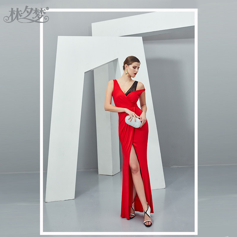  林夕梦内衣塑身连体衣